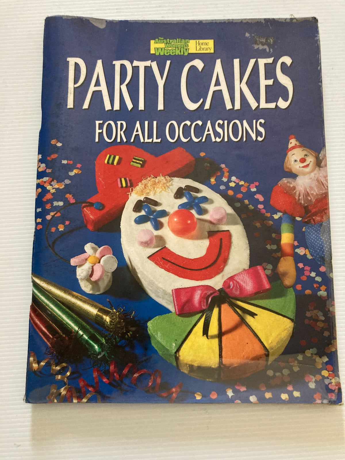 Party Cakes for All Occasions — front cover