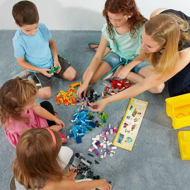 Classic Large Creative Brick Box – Colorful Building Set for Kids 4+ | Includes Doors, Windows, Wheels & Baseplate