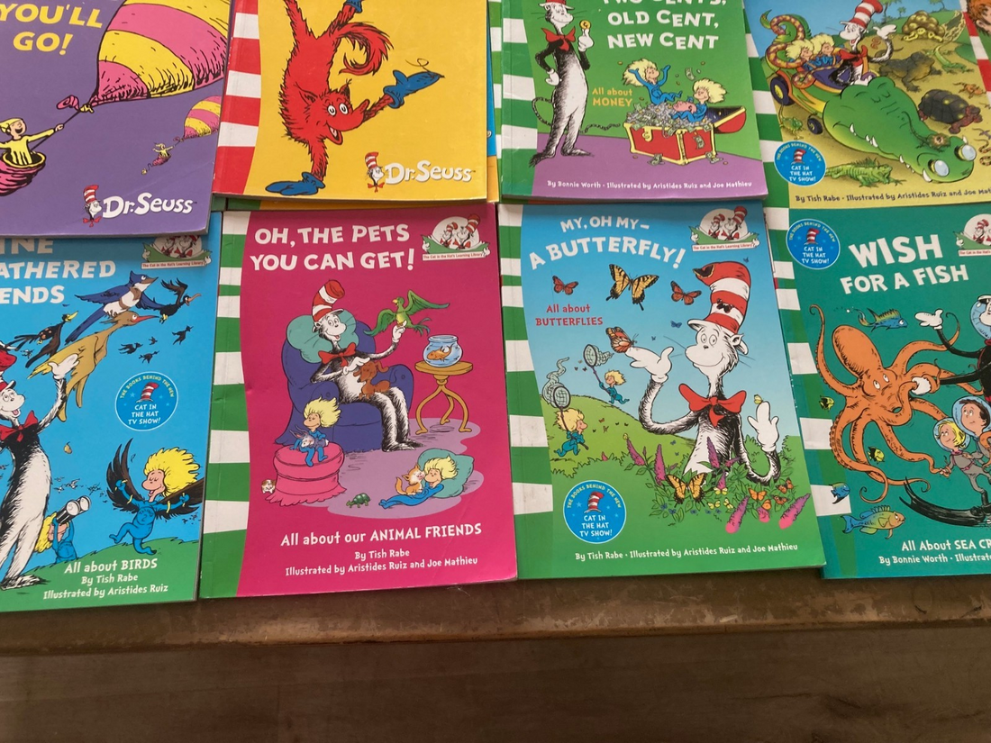 13 Dr Seuss Children's Books Bundle Like New Cat in the Hat Learning Library