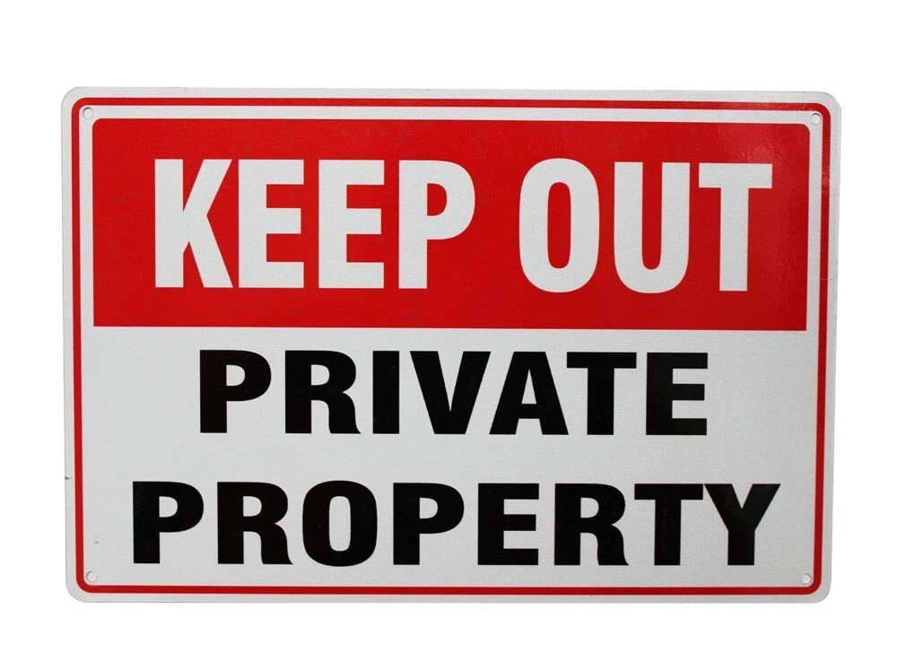 KEEP OUT Home Wall Man Cave Rustic Look Workshop Bar Fence Warning Metal Sign