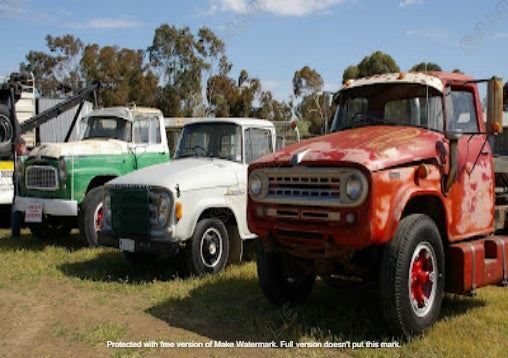 THE INTERNATIONAL TRUCKS Retro/ Vintage Tin Metal Sign Man Cave, Wall Home Décor - Tin Sign Factory Australia