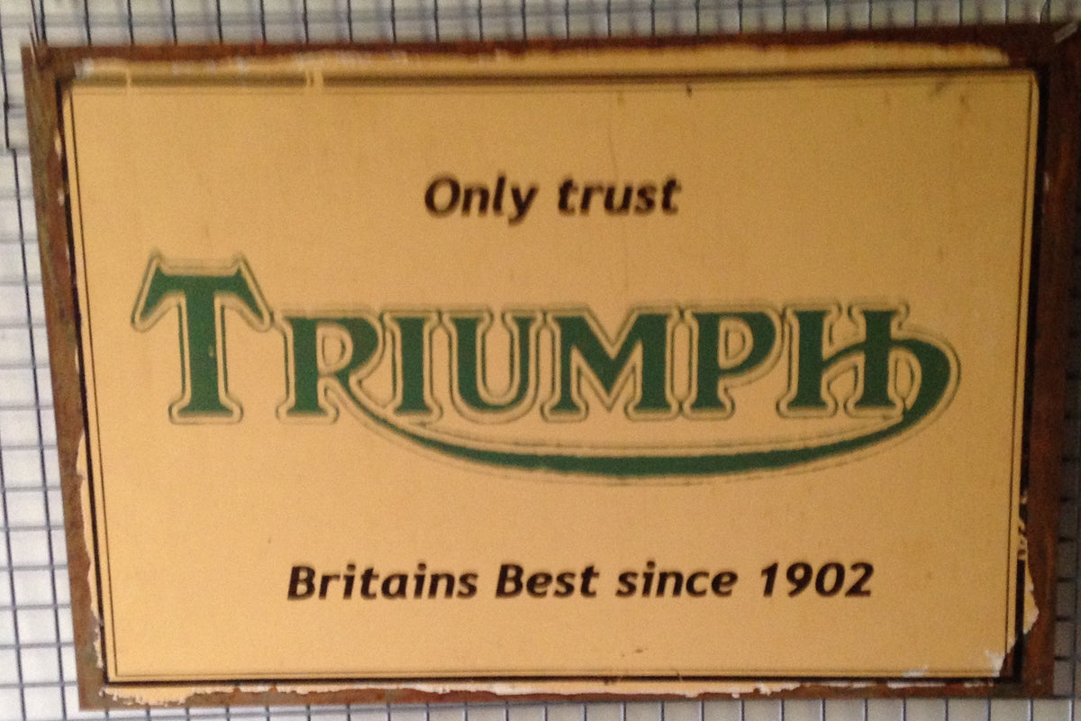 Triumph Britain's Best Since 1902 20 x 30 cm metal sign